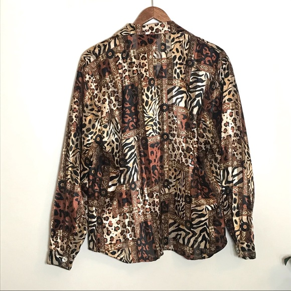 Vintage Impressions of California Animal Print Button Up Top - Picture 3 of 5
